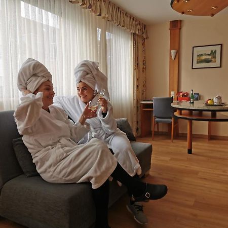 נירנברג Hotel Cristal מראה חיצוני תמונה