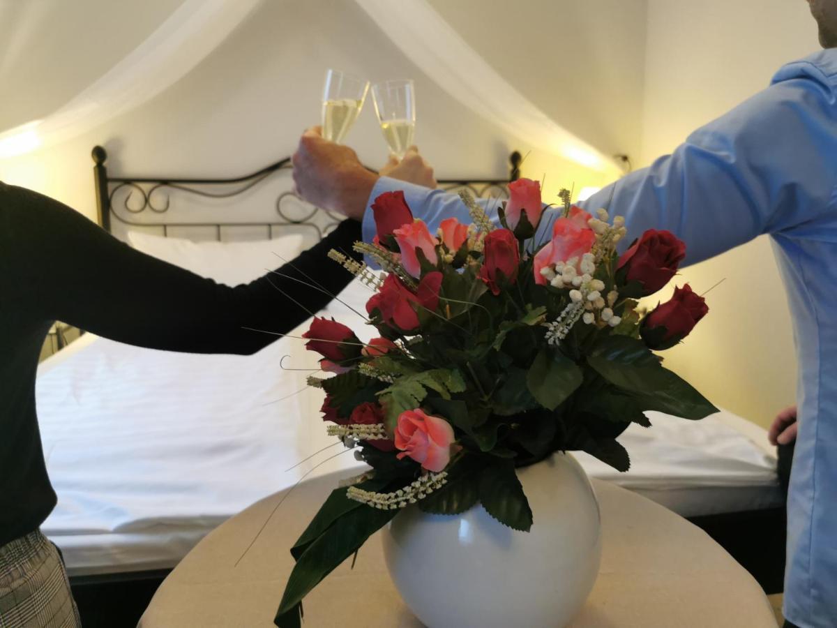 נירנברג Hotel Cristal מראה חיצוני תמונה