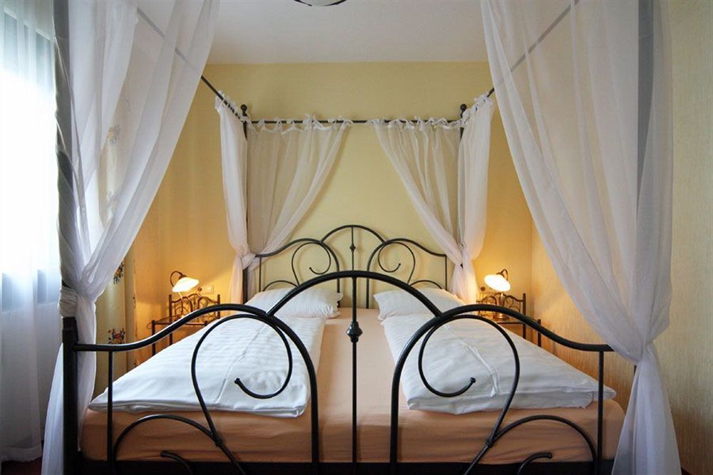 נירנברג Hotel Cristal חדר תמונה