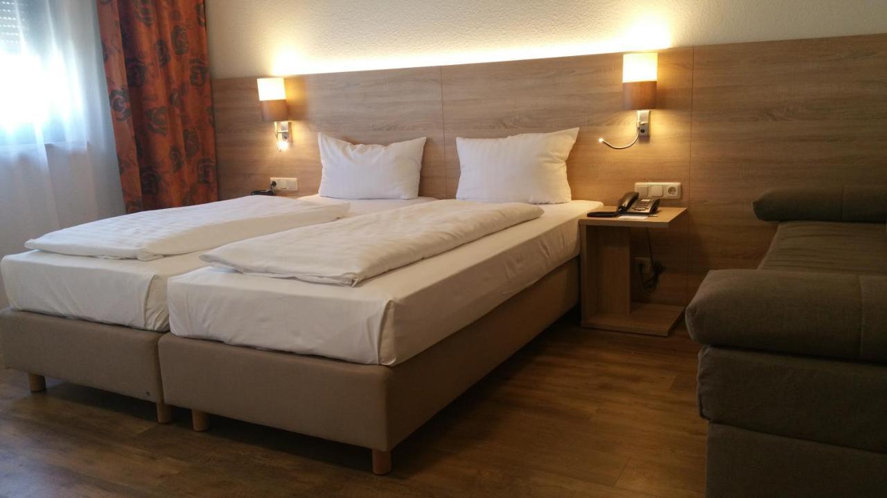 נירנברג Hotel Cristal מראה חיצוני תמונה