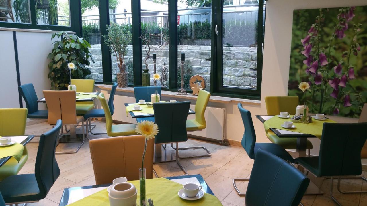 נירנברג Hotel Cristal מראה חיצוני תמונה