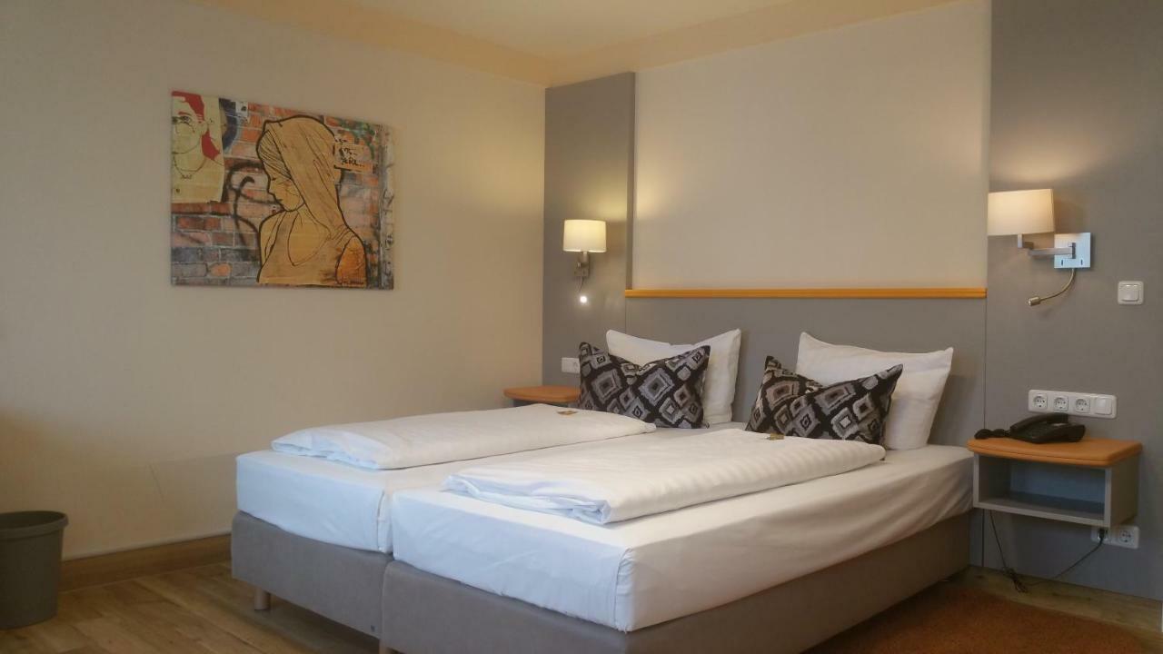 נירנברג Hotel Cristal מראה חיצוני תמונה