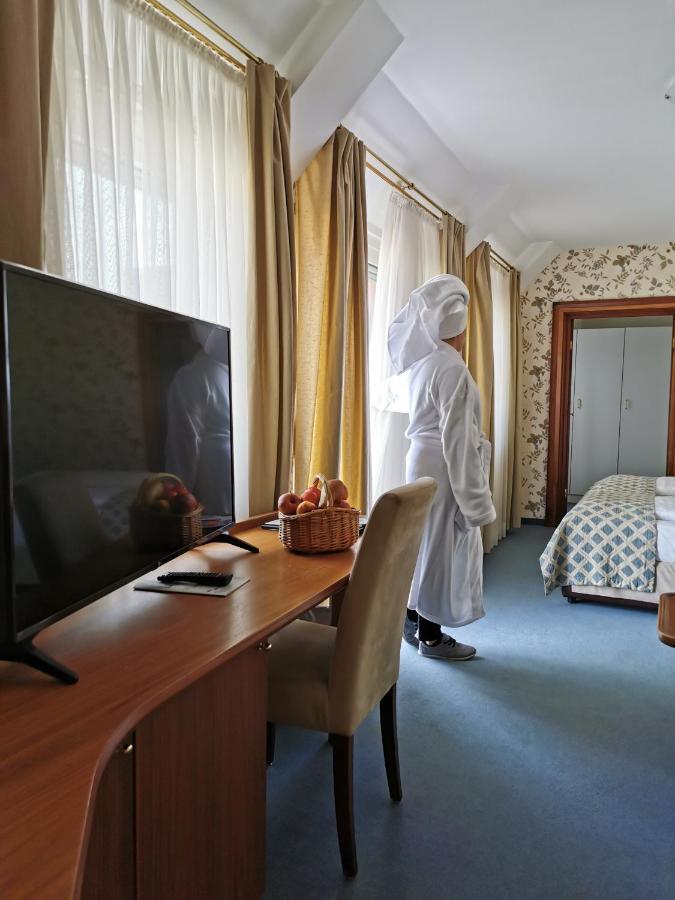 נירנברג Hotel Cristal מראה חיצוני תמונה