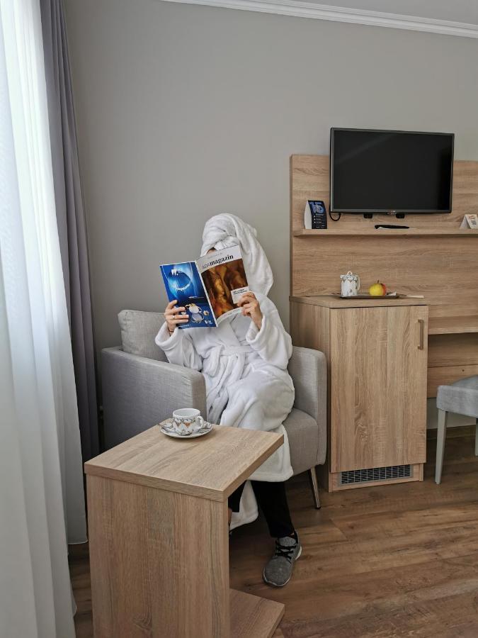 נירנברג Hotel Cristal מראה חיצוני תמונה