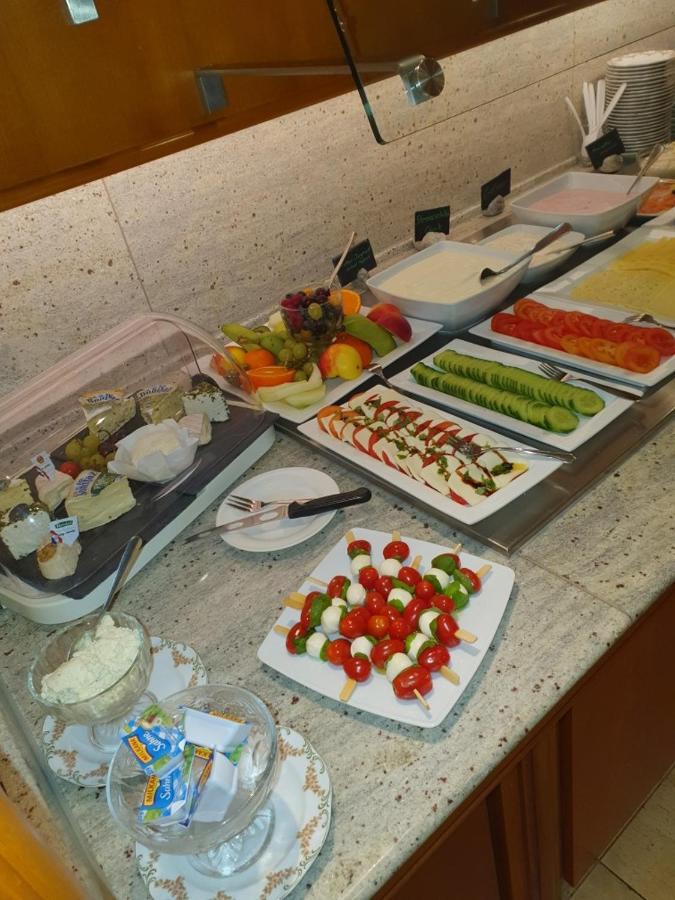 נירנברג Hotel Cristal מראה חיצוני תמונה