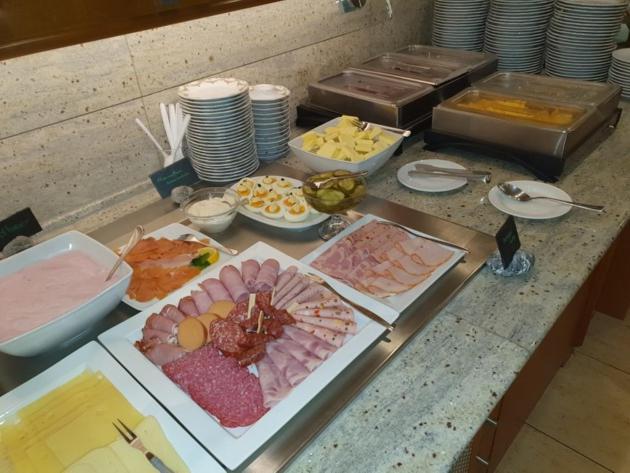 נירנברג Hotel Cristal מראה חיצוני תמונה
