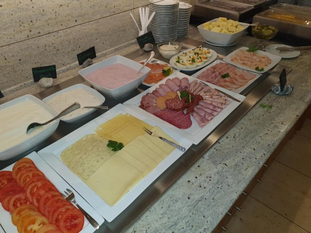 נירנברג Hotel Cristal מראה חיצוני תמונה