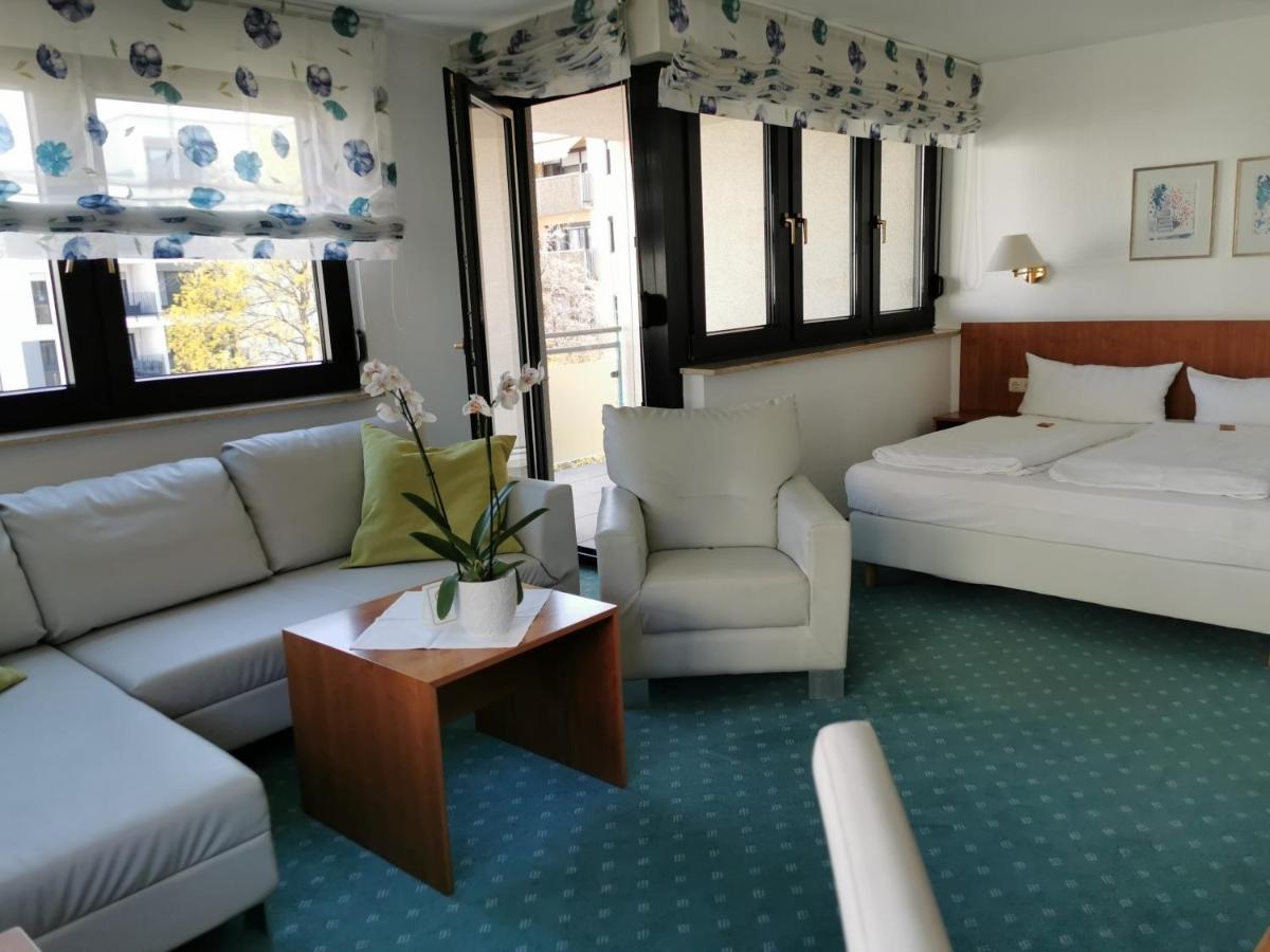 נירנברג Hotel Cristal מראה חיצוני תמונה