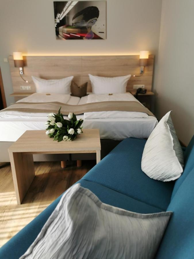 נירנברג Hotel Cristal מראה חיצוני תמונה